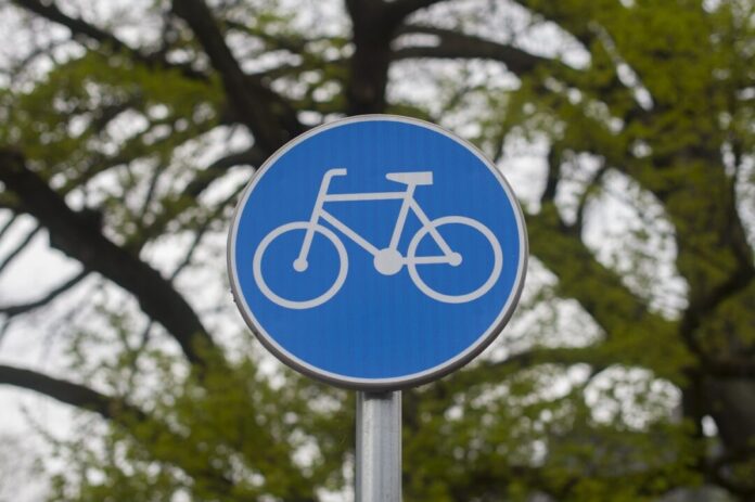 cycle path, cycling, bicycle path
